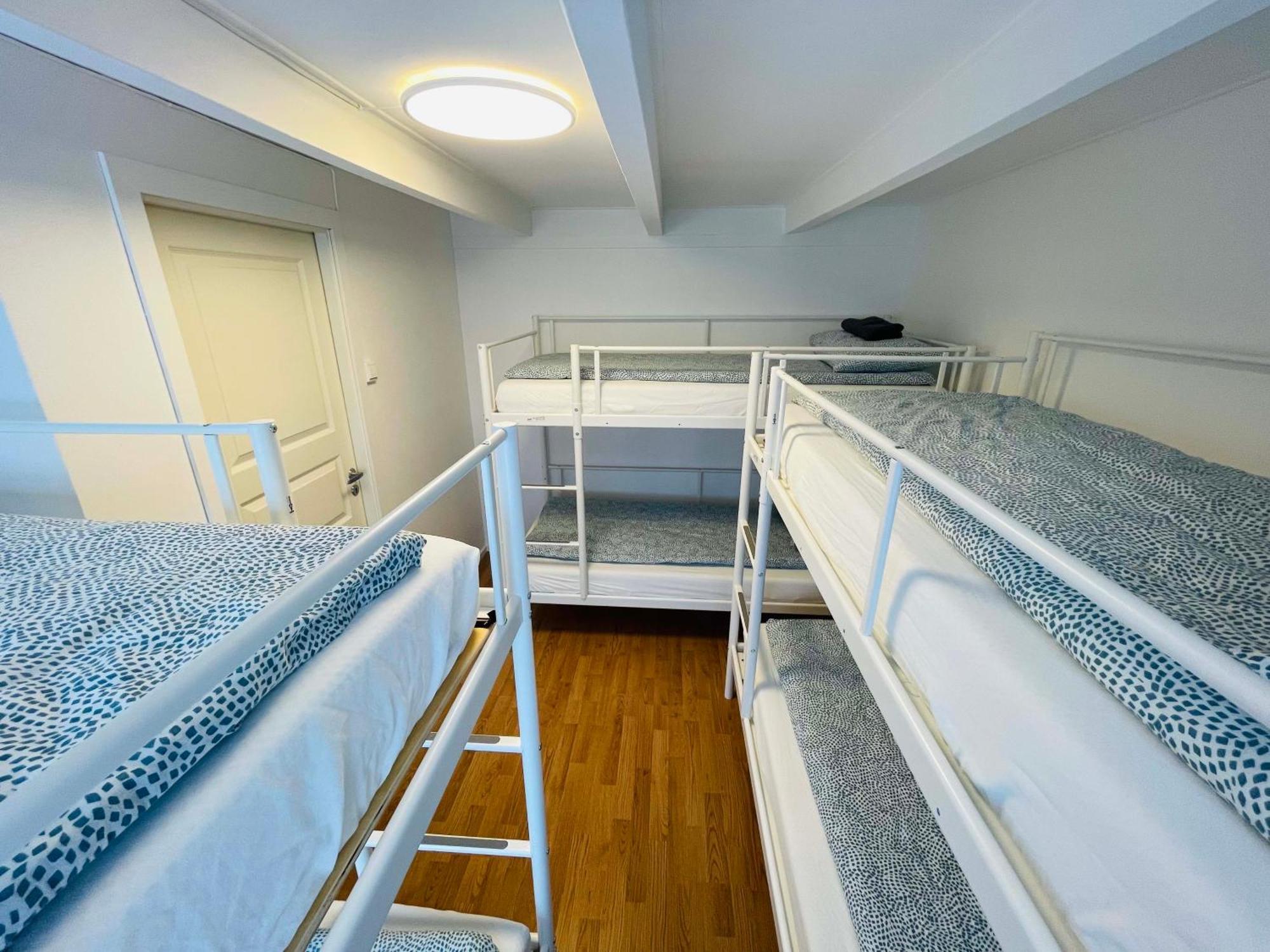 Central Economic Stavanger Brodregata Hostel Стая снимка